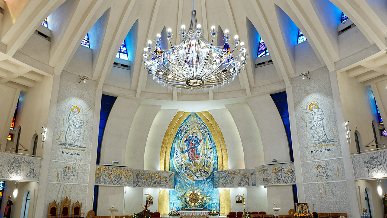Religios lighting - Catedrala Catoilica Iasi